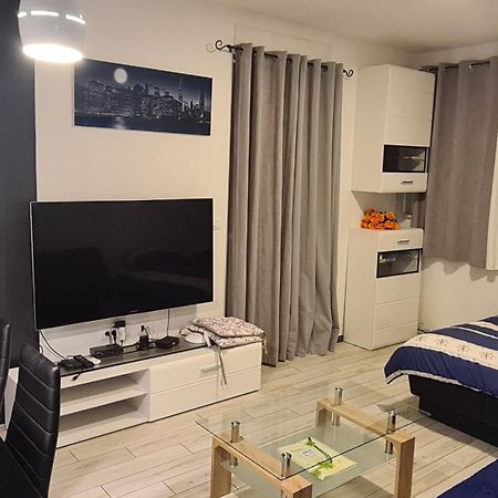 Apartments Peti Pula Oda fotoğraf
