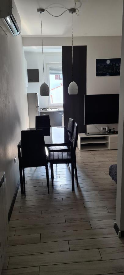 Apartments Peti Pula Dış mekan fotoğraf