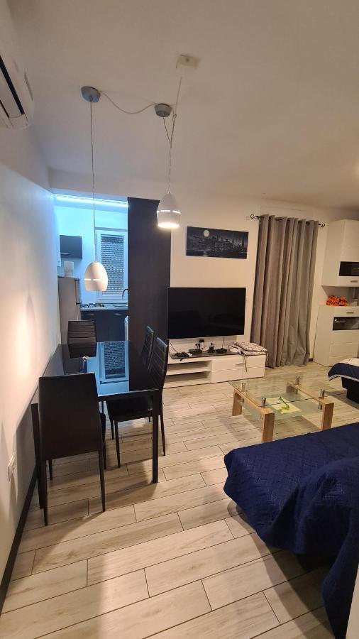 Apartments Peti Pula Dış mekan fotoğraf